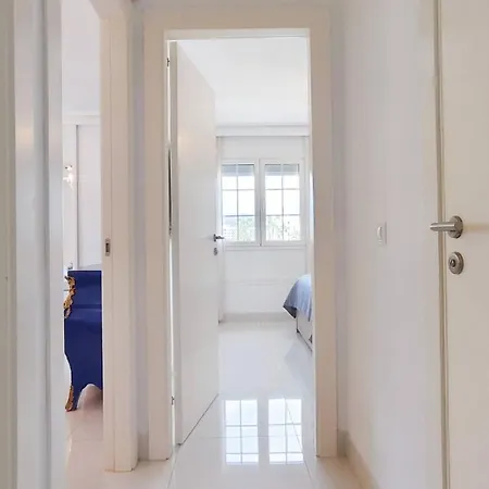 Luminoso Con Piscina Y Aparcamiento Apartamento